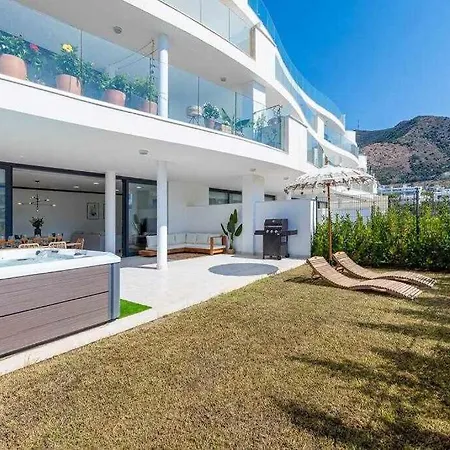 797 - Lujoso 6 Con Jacuzzi En Higueron مالقة