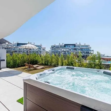 797 - Lujoso 6 Con Jacuzzi En Higueron