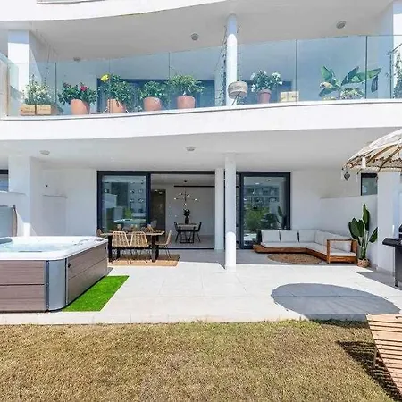 797 - Lujoso 6 Con Jacuzzi En Higueron Malaga